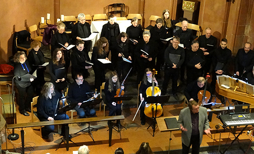 Der Mainzer Madrigalchor mit Instrumentalisten Dezember 2023 in der Antoniuskapelle Mainz